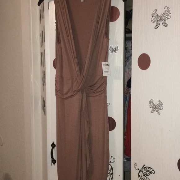 Dress - Picture 1 of 1